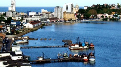 Porto de Ilhéus movimenta primeira carga de níquel de 2021