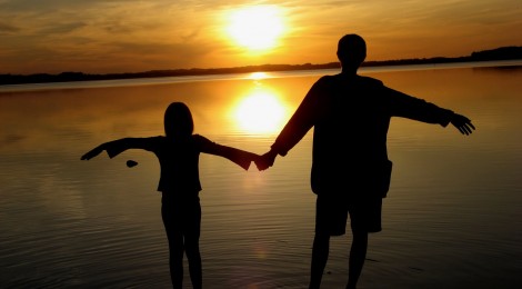 O SINCOMAM deseja a todos os Papais do Brasil e do Mundo: Um Feliz Dia dos Pais!