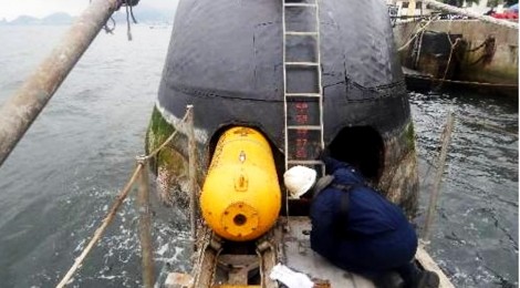 Submarino ‘Tapajó’ se prepara para exercício de minagem e recebe visita do ComemCh