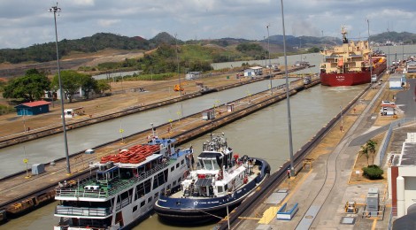 Canal do Panamá supera o número de trânsito de navios da Neopanamax em 2020