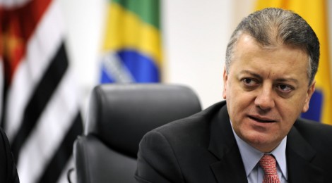 Senado convida Bendine para explicar perdas da Petrobras