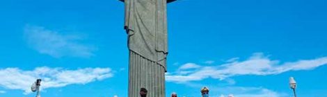 Marinha do Brasil participa de desinfecção do Cristo Redentor, no Rio