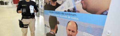 Portos do Paraná inicia teste do etilômetro nos trabalhadores portuários