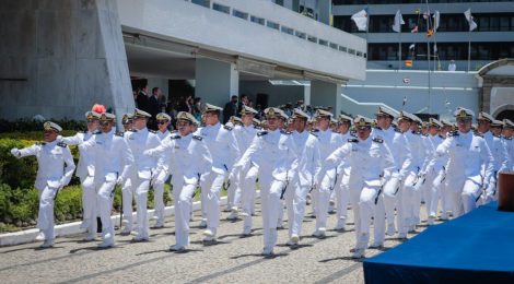 Escola Naval realiza a Cerimônia de Declaração de Guardas-Marinha de 2021