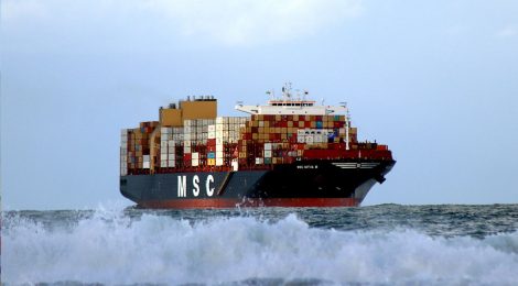 MSC compra 67% da Log-In e entra em cabotagem