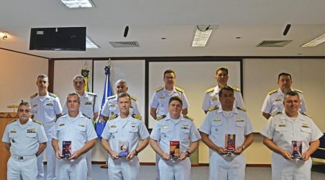 Comando da Força de Superfície realiza cerimônia de entrega de Troféus Operativos, “Dulcineca” e “Positicon”