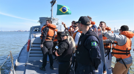 Navegando Rumo ao Futuro: A Jornada do Curso de Formação de Aquaviários