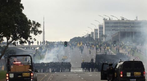 STF marca julgamento de mais oito réus do 8 de janeiro