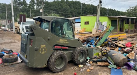 FUZILEIROS NAVAIS DA MARINHA ATUAM NA DESOBSTRUÇÃO DE VIAS NO RIO GRANDE DO SUL