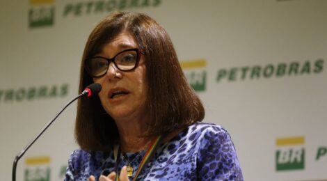 Nova presidente da Petrobras troca três dos oito diretores da estatal