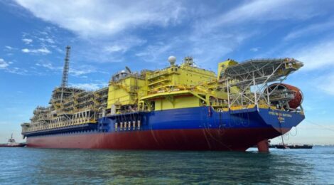 Petrobras investe em novo navio para aumentar produção de petróleo