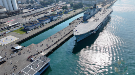 Marinha promoveu visitação aos navios NE “Brasil” e NAM “Atlântico” em Santos