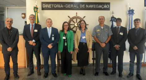 Marinha e Petrobras alinham ações para otimizar transporte de combustíveis no país