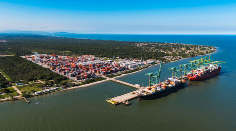 Porto Itapoá movimenta 1 milhão de TEUs em 10 meses