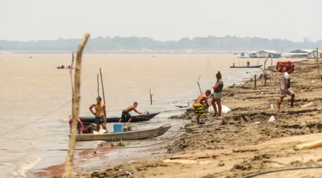 Governo concede auxílio a pescadores afetados por seca na Região Norte