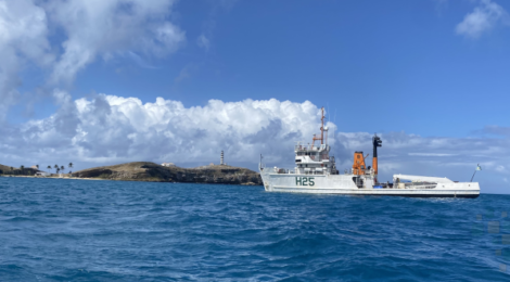 Navio Hidrográfico “Tenente Boanerges” apoia a segurança da navegação na Comissão “ABROLHOS V”