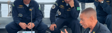 Marinha realiza testes inovadores de telefone submarino em Arraial do Cabo