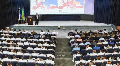 Comando do 4º Distrito Naval promove palestras sobre contexto geopolítico atual